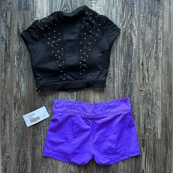 Pro NFL or NBA Cheer audition outfit - Picture 2 of 4